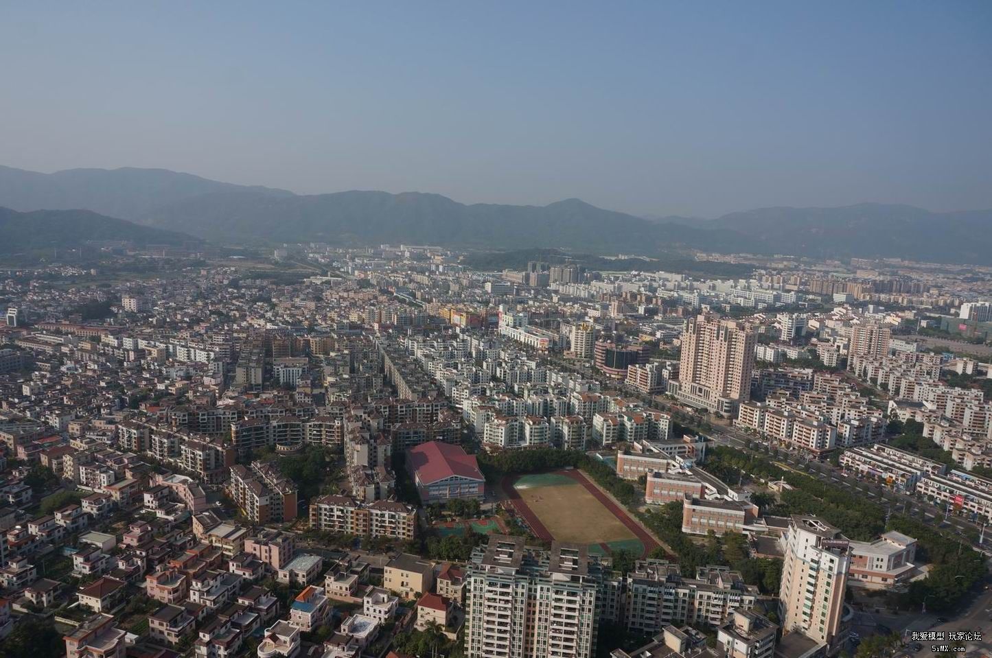 中山南部的三乡镇,比邻珠海,一个宜居的小镇