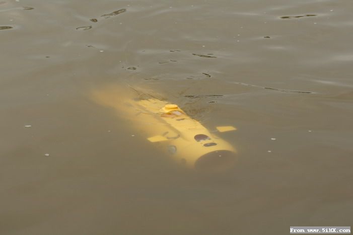 "海神号"浮出水面